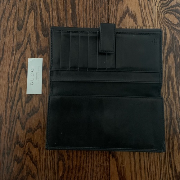 Authentic - Vintage Gucci Wallet - Picture 6 of 7